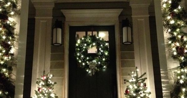 A Whole Bunch Of Christmas Porch Decoratıng Ideas