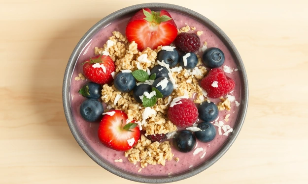Simple Smoothie Bowl Recipe – Quick & Healthy