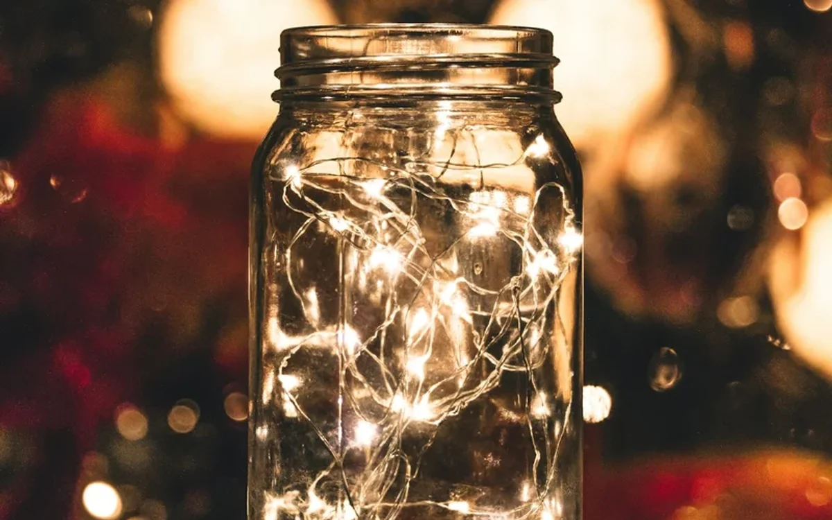 mason-jar-cottagecore-lantern-hero-800×500